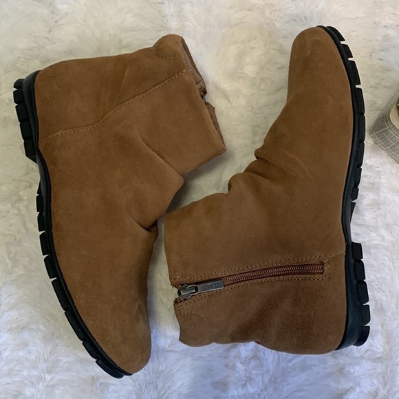 cougar OLA SUEDE LEATHER RUGGED WATERPROOF SIDE ZIP ANKLE BOOTS PRAIRIE BROWN - Picture 5 of 7